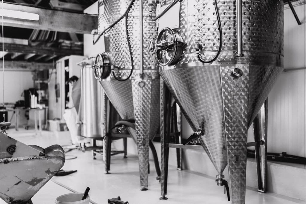 breweries/b586b8e5-ded5-4fe1-b08f-01040ec2ab4b/fabrik2bulles-2utWlX7RY2An8XbgcvYBy5fnX8tB28.jpg